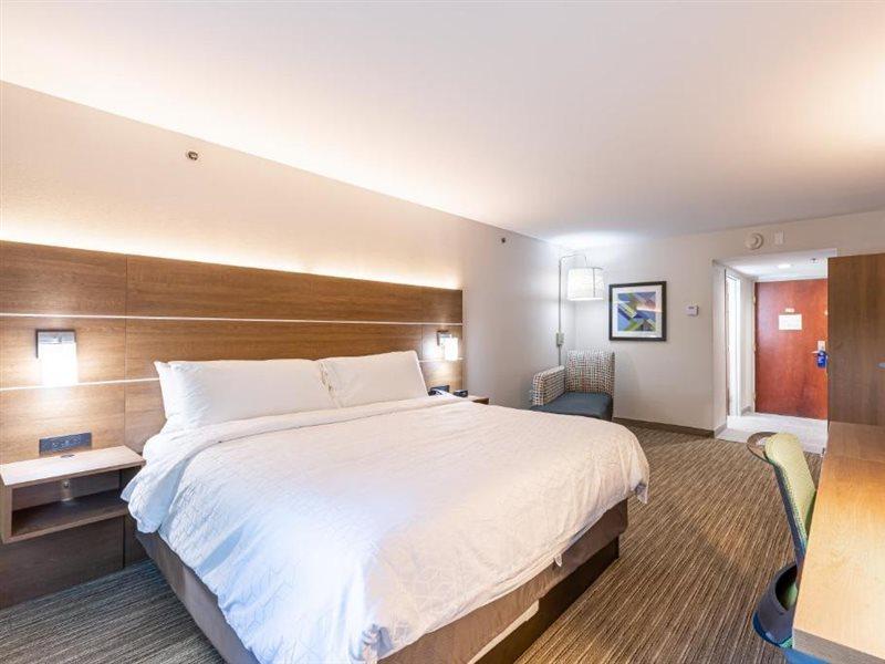 Holiday Inn Express & Suites Arlington North - Stadium Area By Ihg Exterior photo